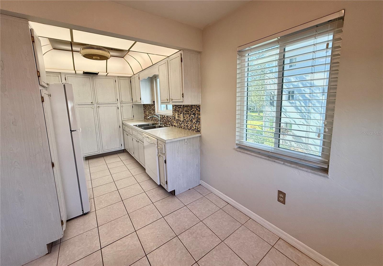 SEMINOLE GARDEN APTS CO-OP - Residential Lease