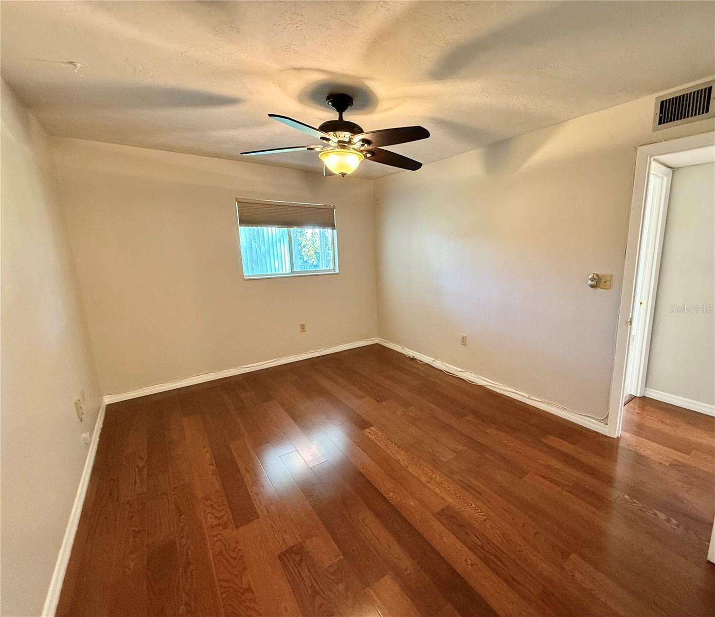 SEMINOLE GARDEN APTS CO-OP - Residential Lease