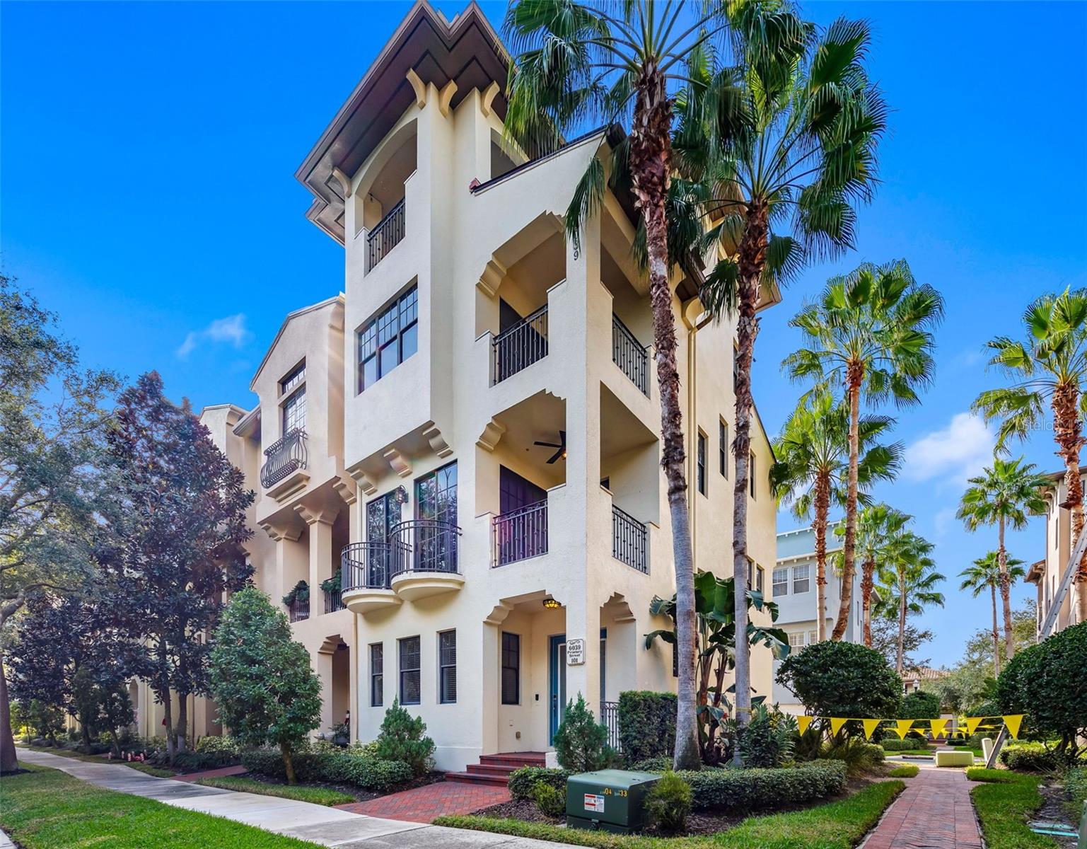 WESTSHORE YACHT CLUB TWNHMS - Residential Lease