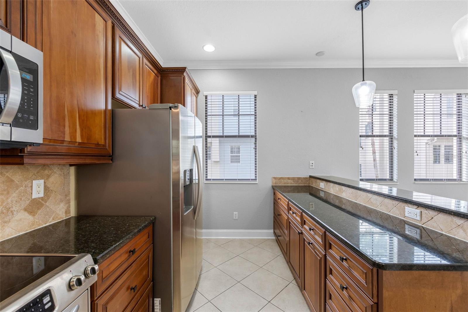 WESTSHORE YACHT CLUB TWNHMS - Residential Lease