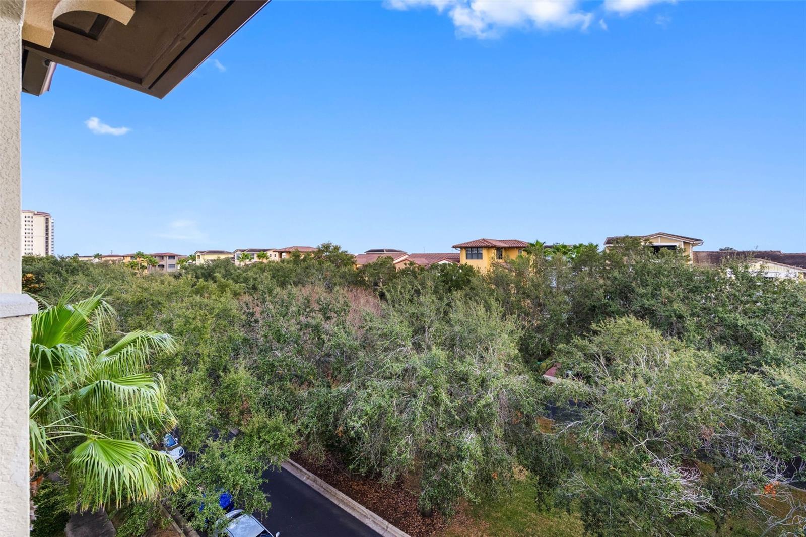 WESTSHORE YACHT CLUB TWNHMS - Residential Lease