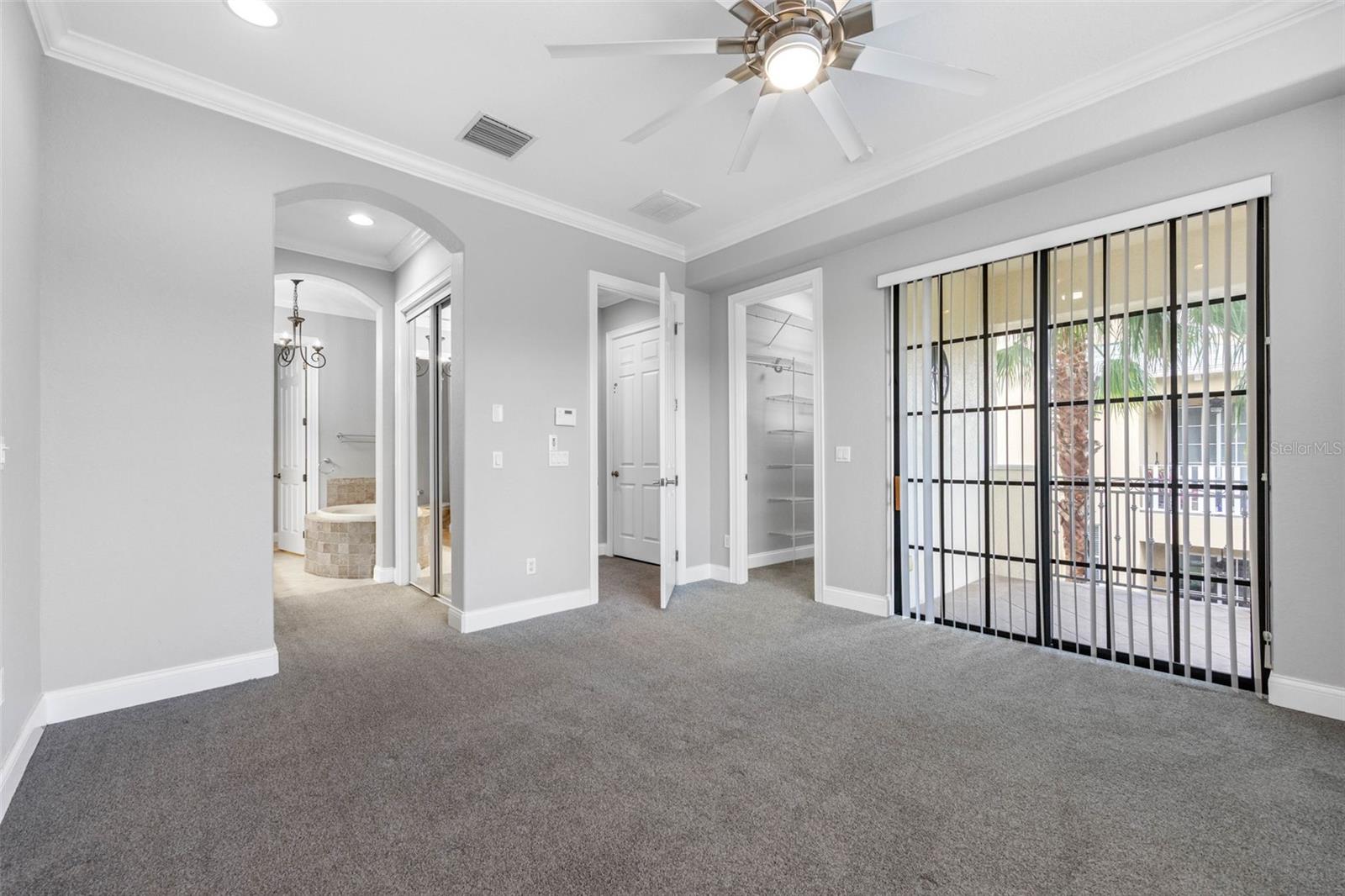 WESTSHORE YACHT CLUB TWNHMS - Residential Lease