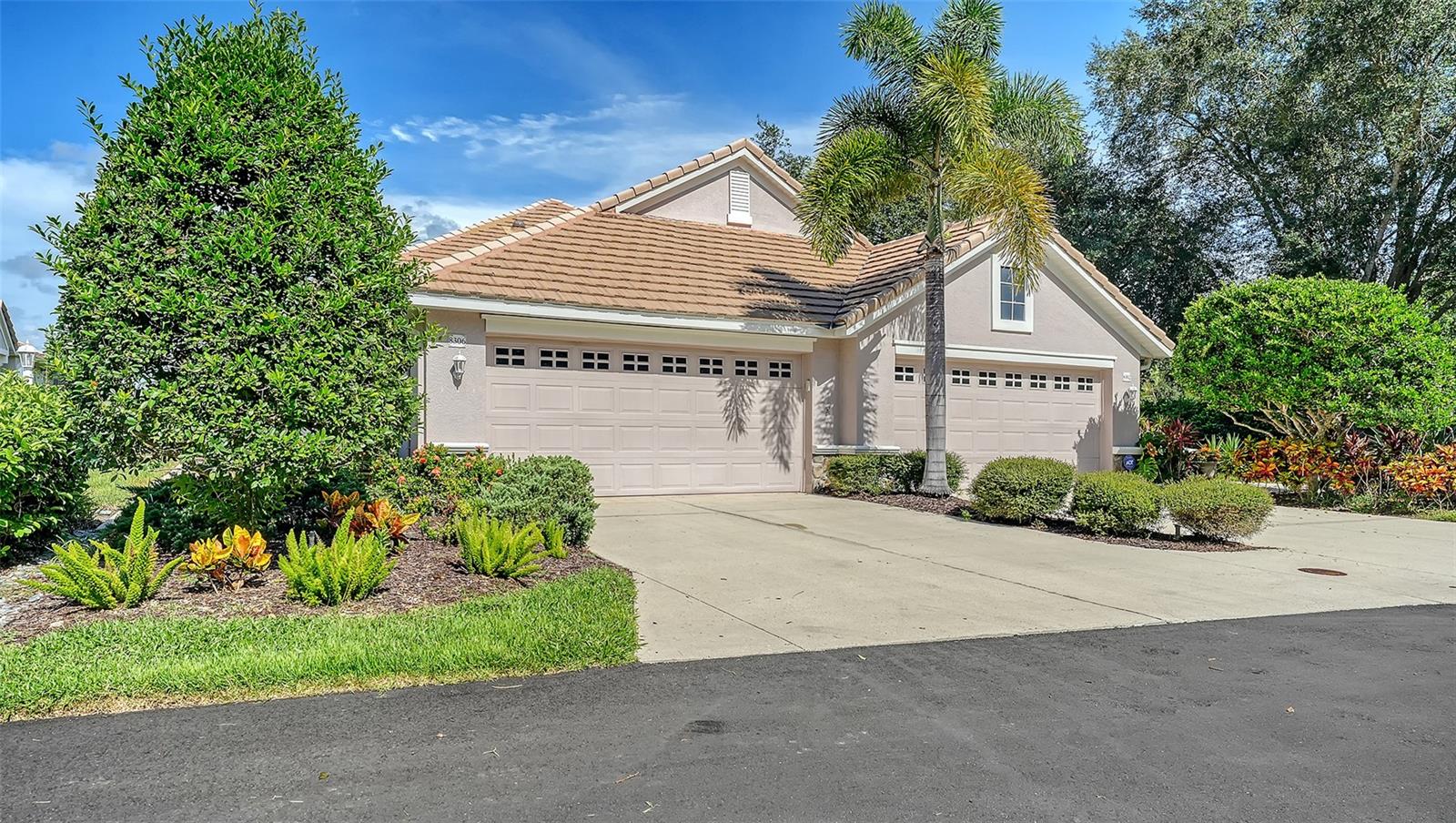 8306 TARTAN FIELDS CIRCLE