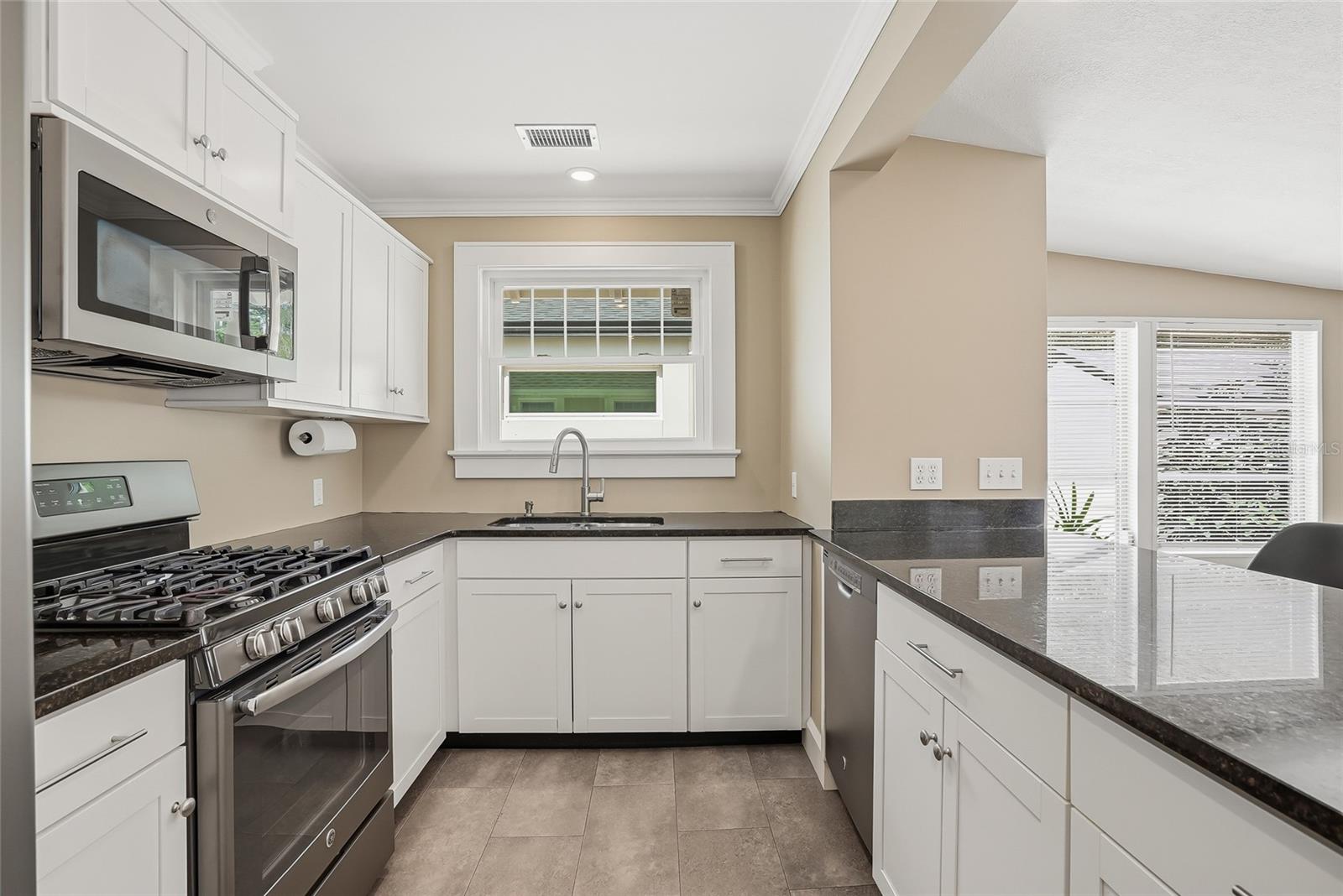 BELLECREST HEIGHTS - Residential
