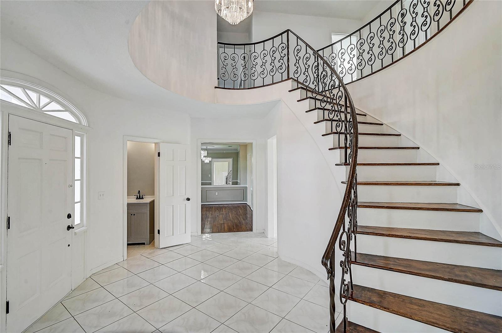 3215 PINE VALLEY DRIVE