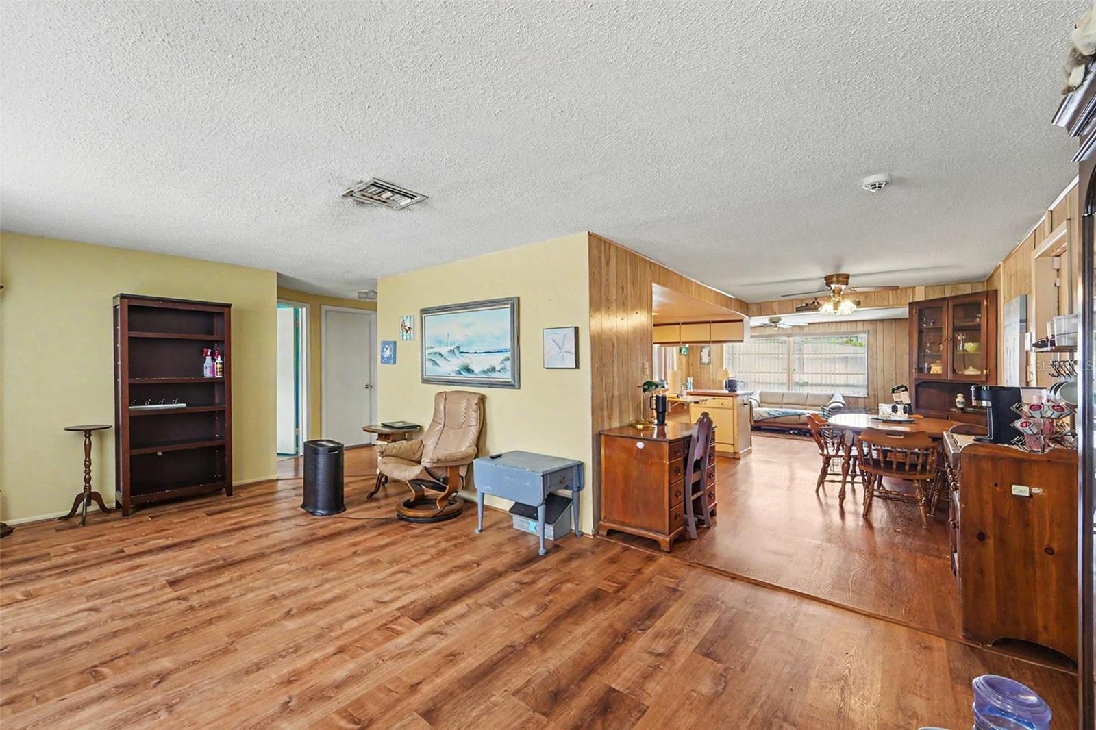 7015 MORAVIAN DRIVE