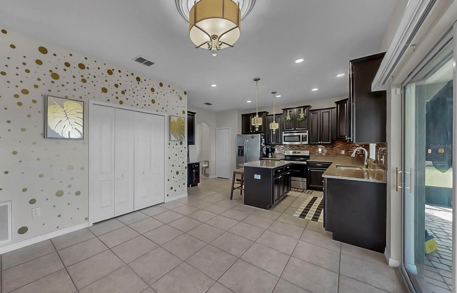 SPYGLASS AT RIVER BEND - Residential