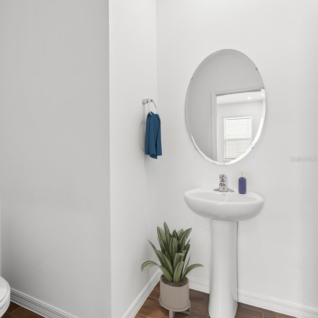 AVALON PARK WEST - Residential