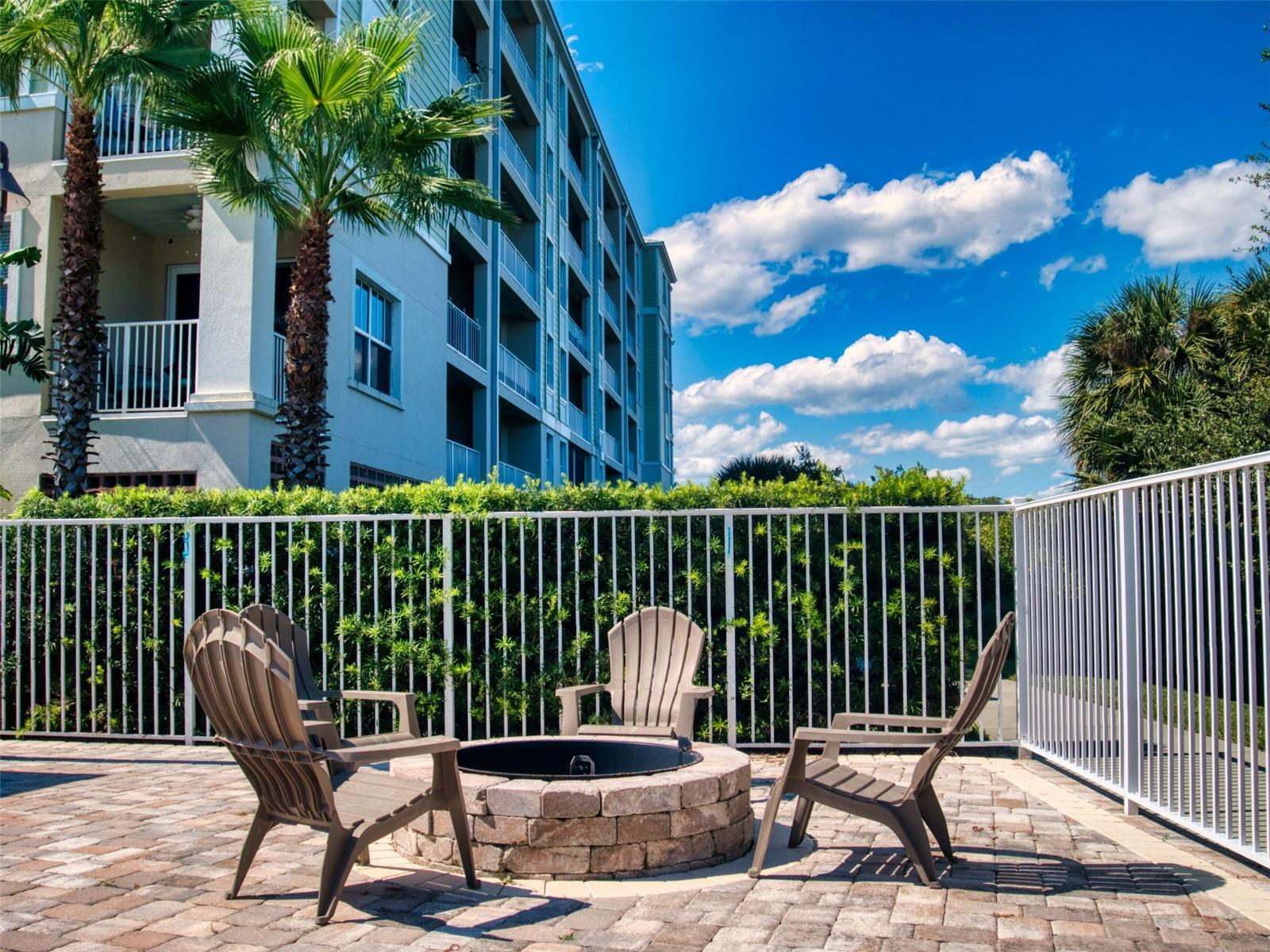RIVERWALK - Residential