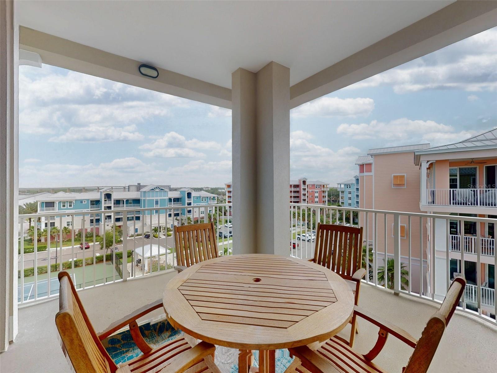 RIVERWALK - Residential