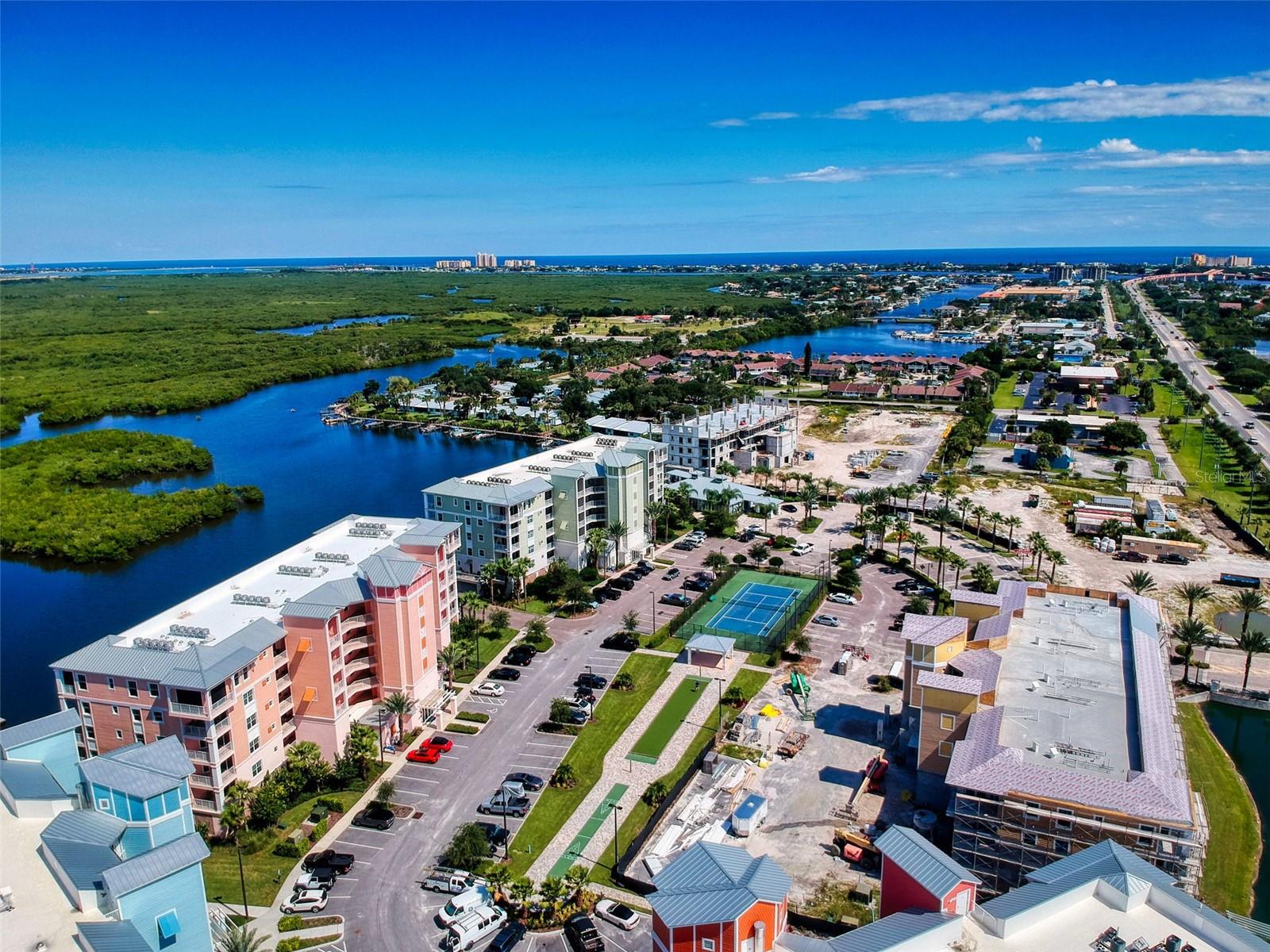 RIVERWALK - Residential
