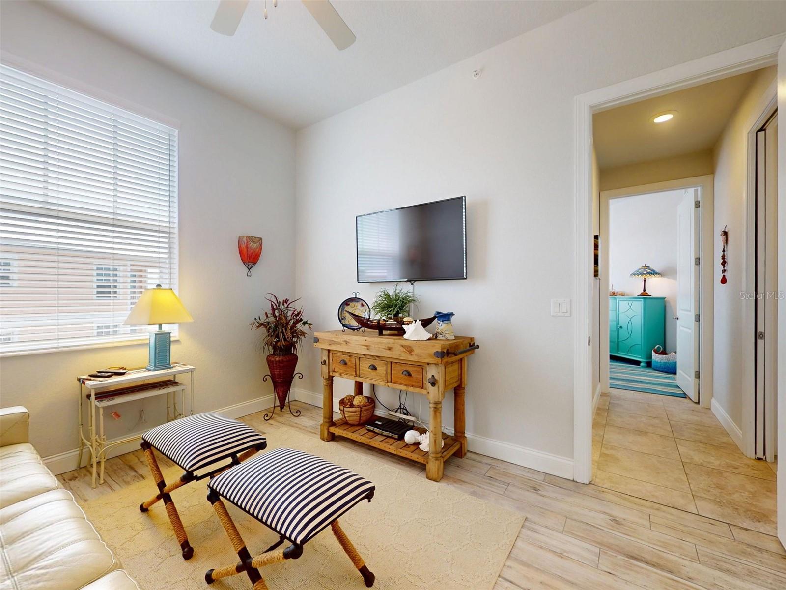 RIVERWALK - Residential