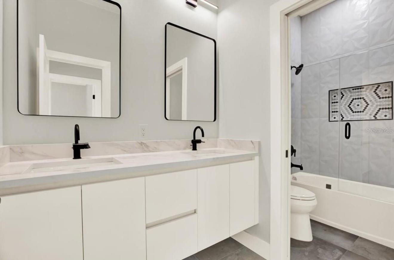 EDGE WATER RESERVE - Residential