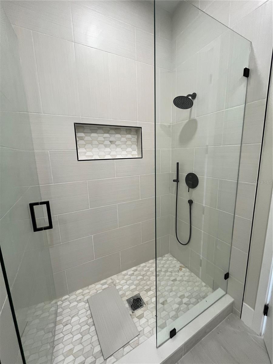 EDGE WATER RESERVE - Residential