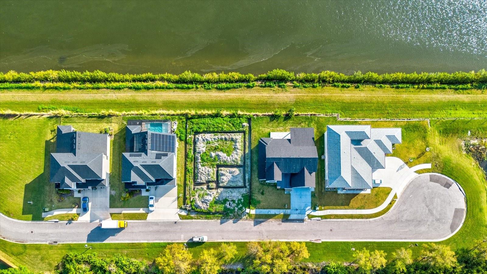 EDGE WATER RESERVE - Residential