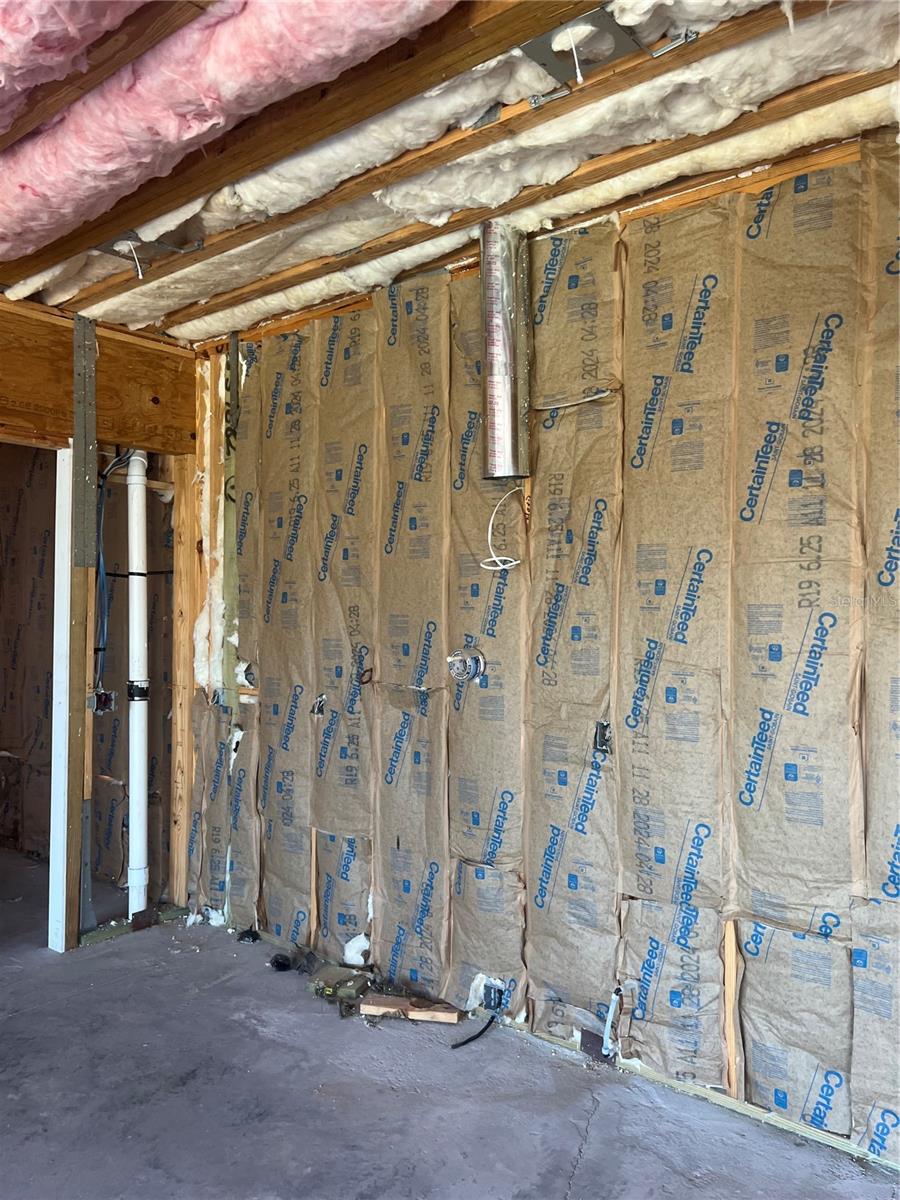 EDGE WATER RESERVE - Residential