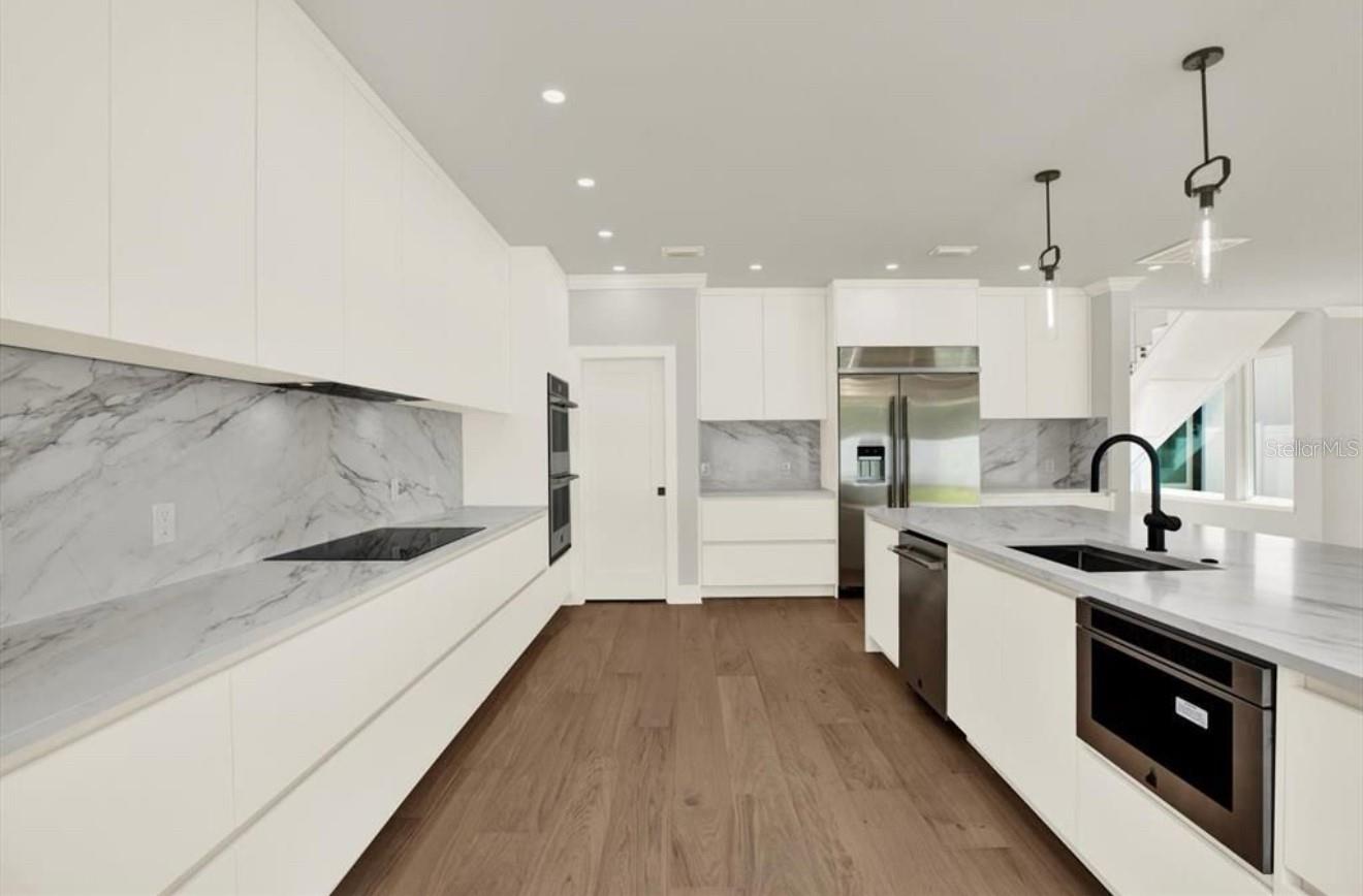 EDGE WATER RESERVE - Residential