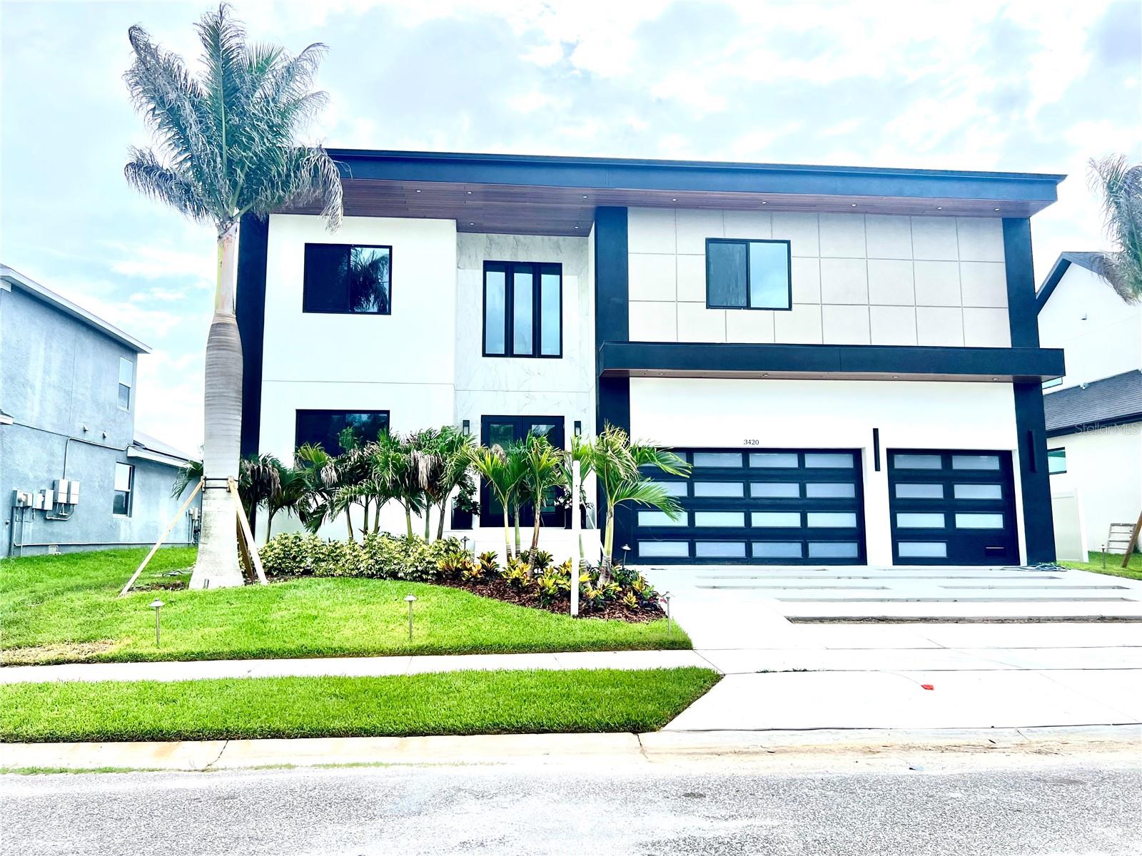EDGE WATER RESERVE - Residential