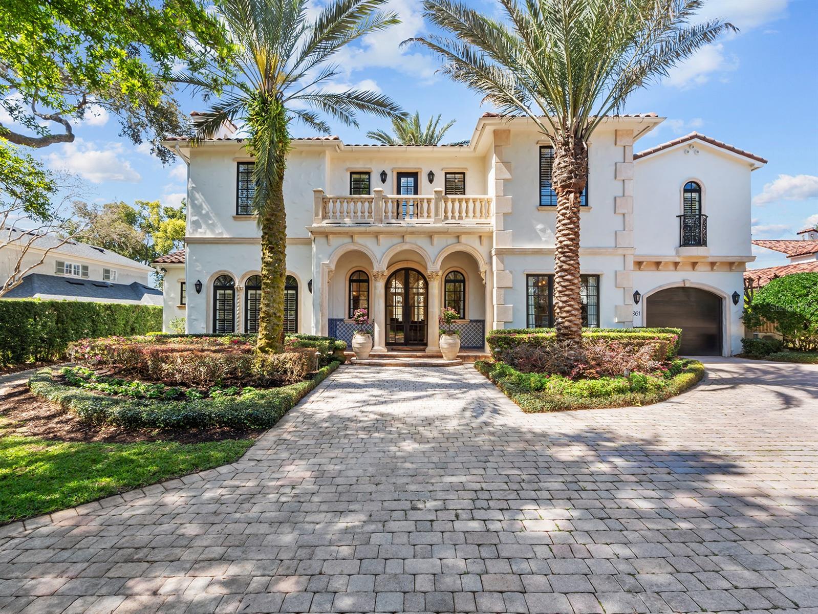 861 BONITA DRIVE