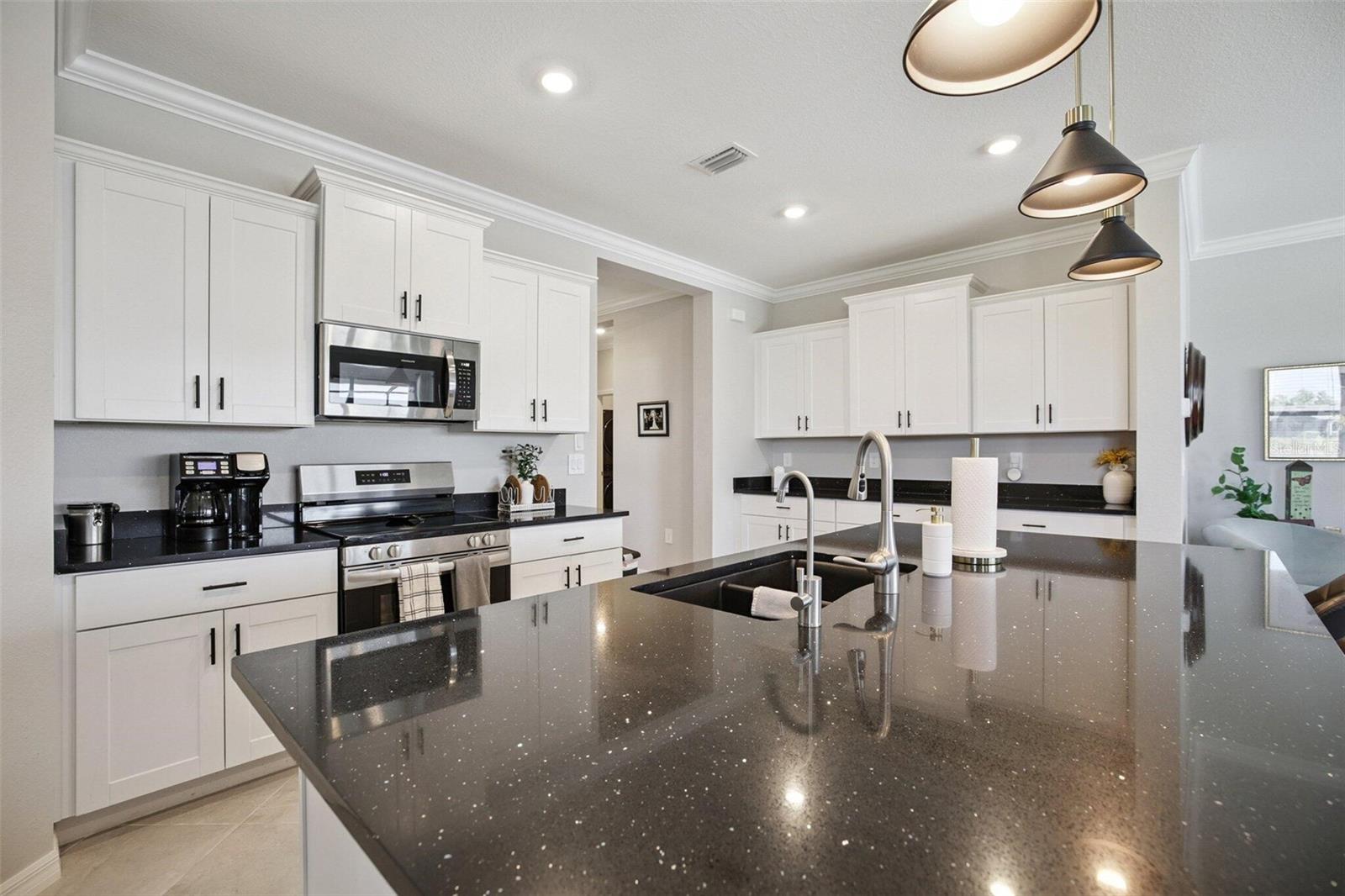 BISCAYNE LNDG NORTH - Residential