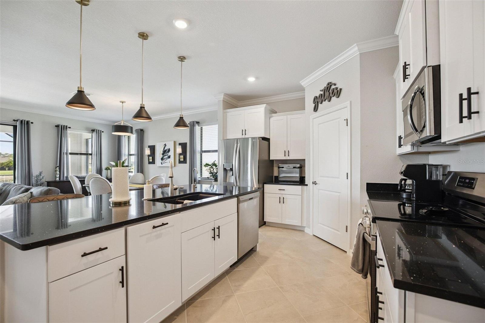 BISCAYNE LNDG NORTH - Residential