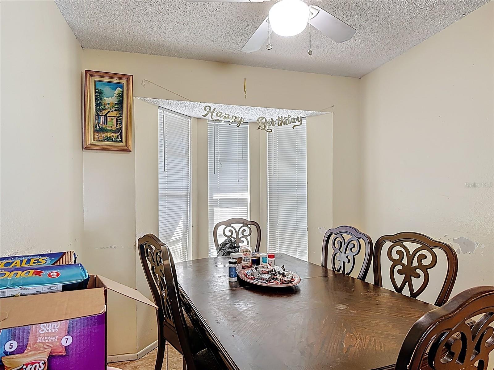 1806 FOXHALL CIRCLE 1806