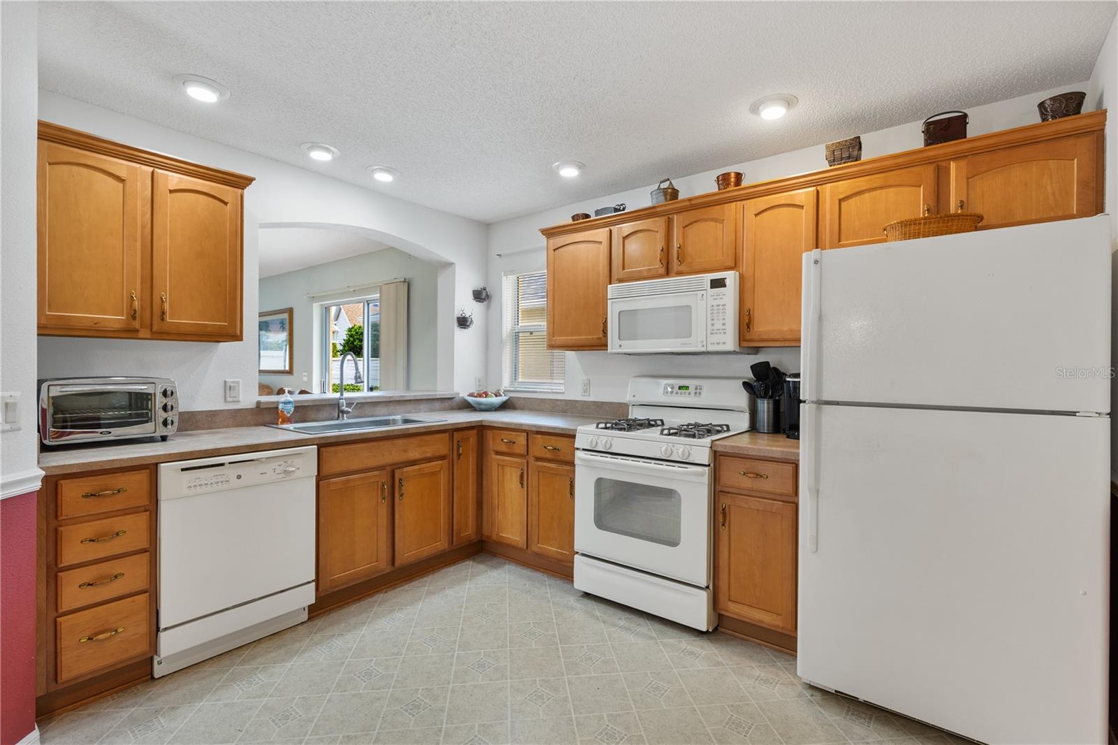1513 ALEXANDRIA PLACE