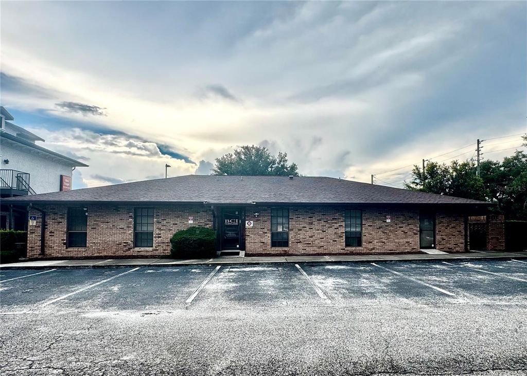 Photo of 1619 E Vine Street, Kissimmee, FL 34744 (MLS # S5152768)