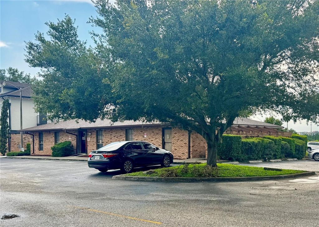 Photo of 1619 E Vine Street, Kissimmee, FL 34744 (MLS # S5152768)
