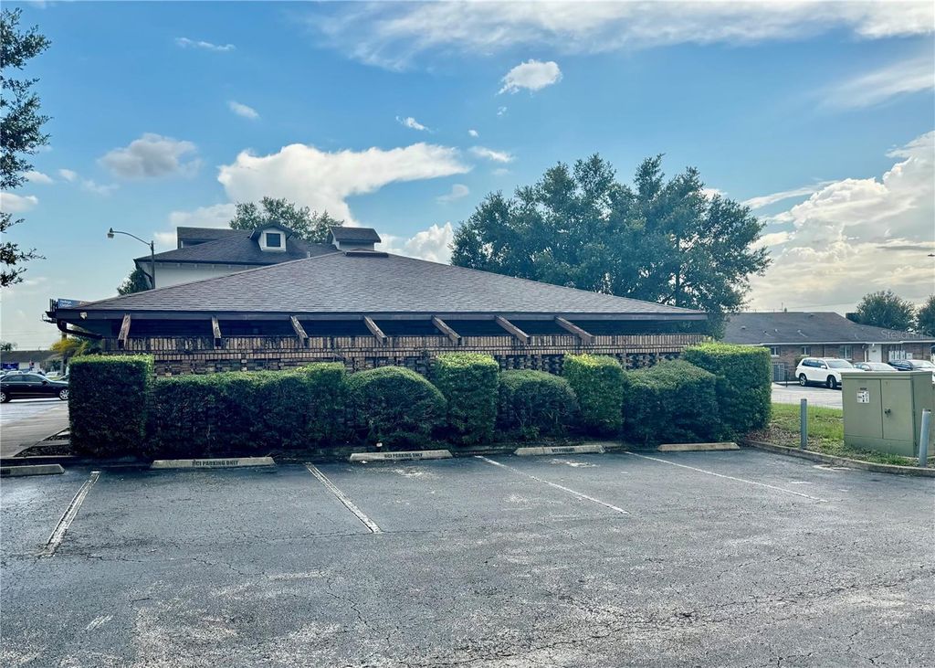 Photo of 1619 E Vine Street, Kissimmee, FL 34744 (MLS # S5152768)