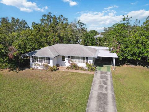 A home in BRADENTON