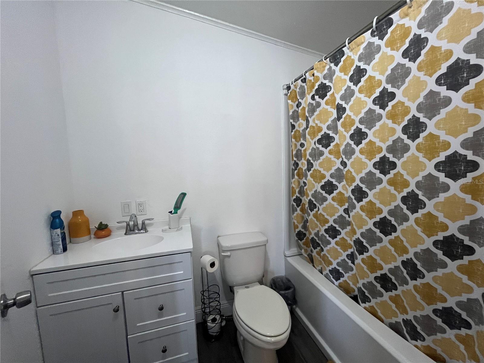 LAKE HAVEN ACRES - Residential