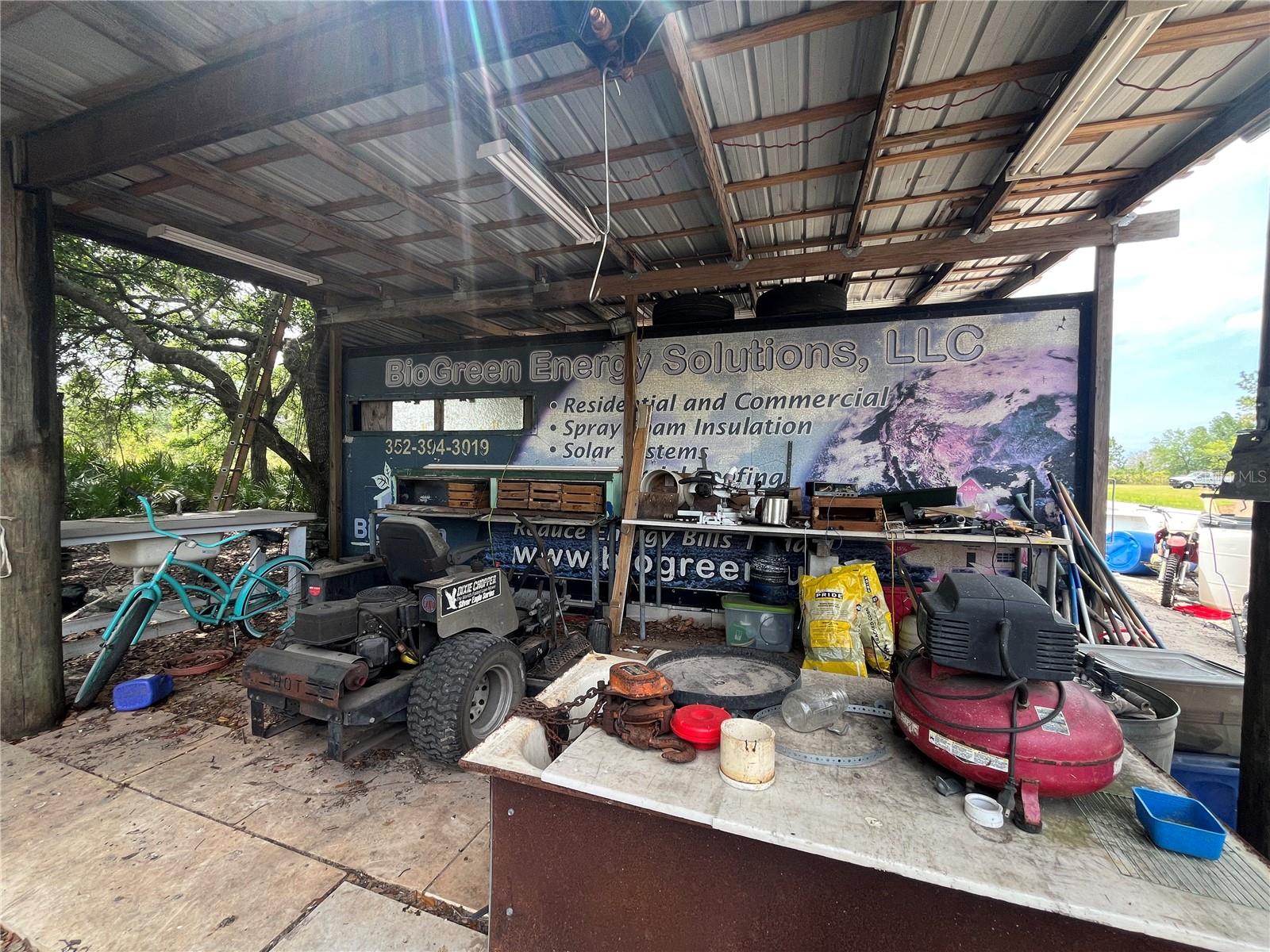 LAKE HAVEN ACRES - Residential