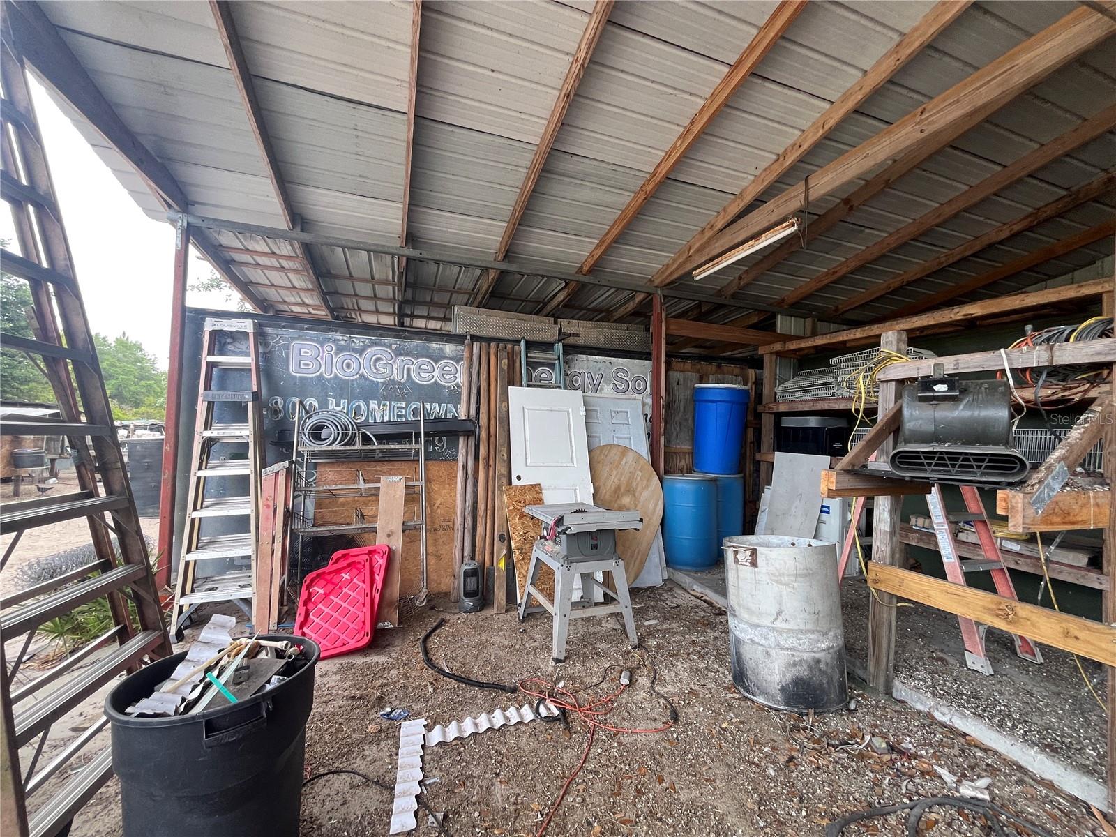 LAKE HAVEN ACRES - Residential