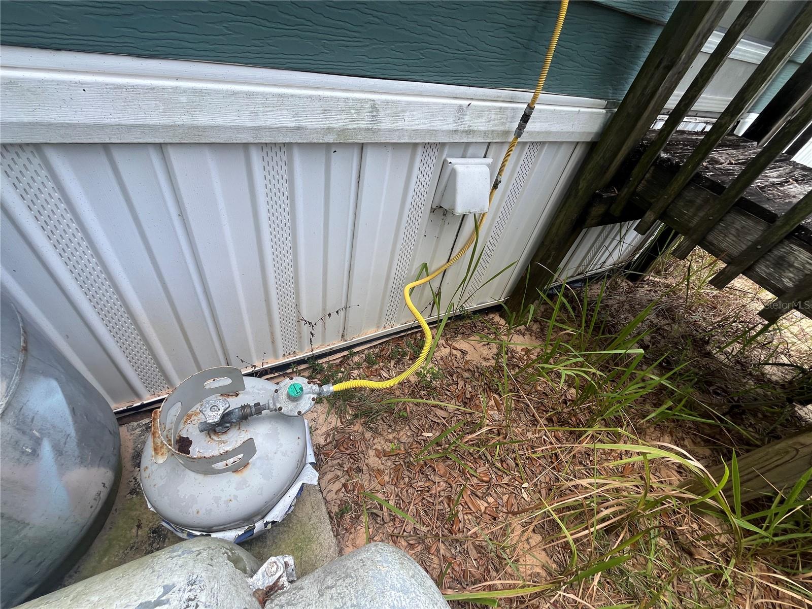 LAKE HAVEN ACRES - Residential