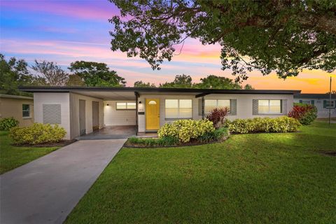 Photo of 3015 Tampico Drive, Orlando, FL 32812 (MLS # O6360733)