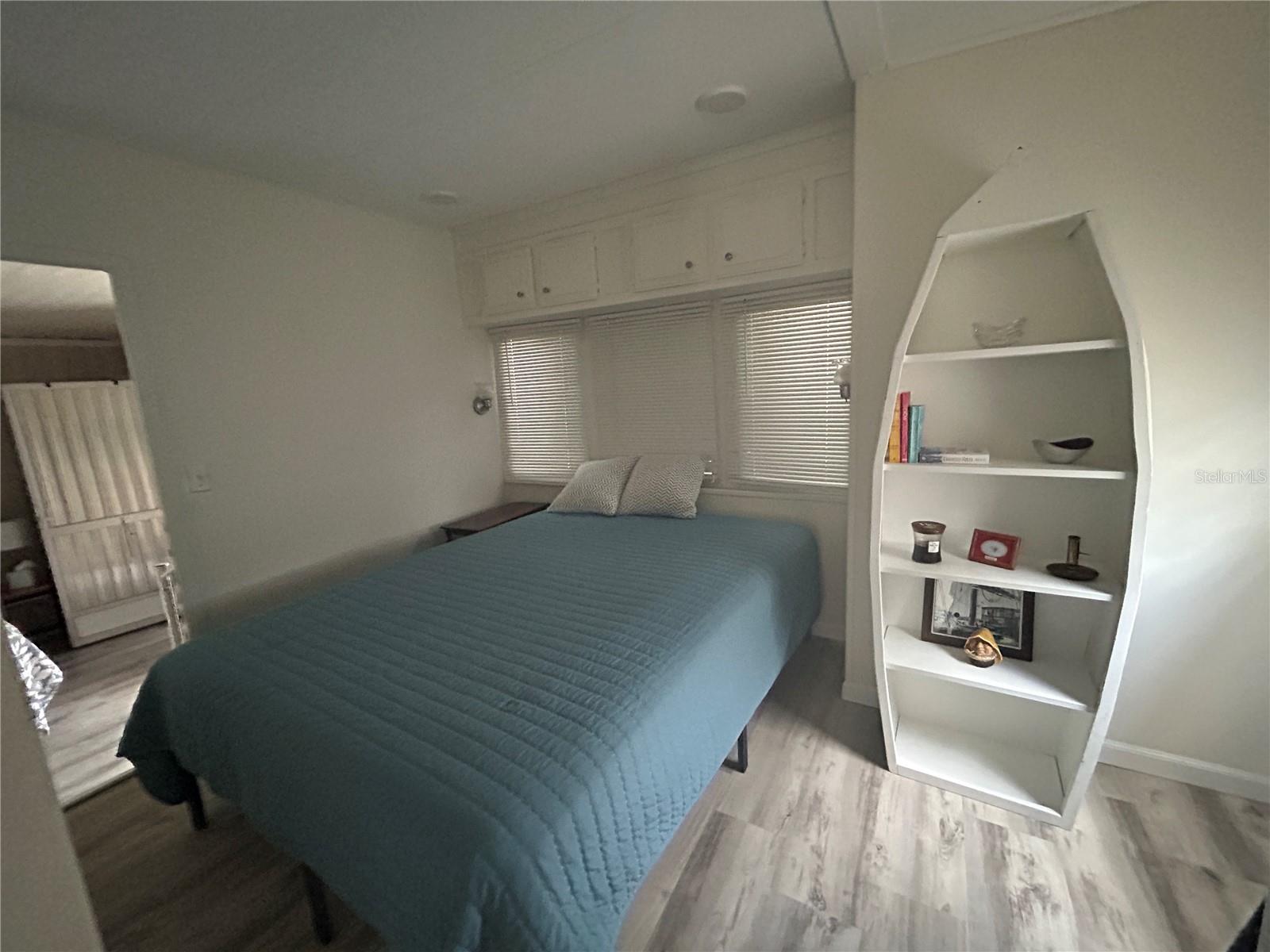 SADDLEBAG LAKE - Residential