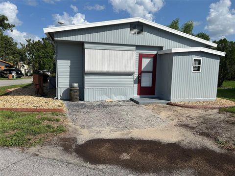 Photo of 10 Blue Quill Circle, Lake Wales, FL 33898 (MLS # K4902959)