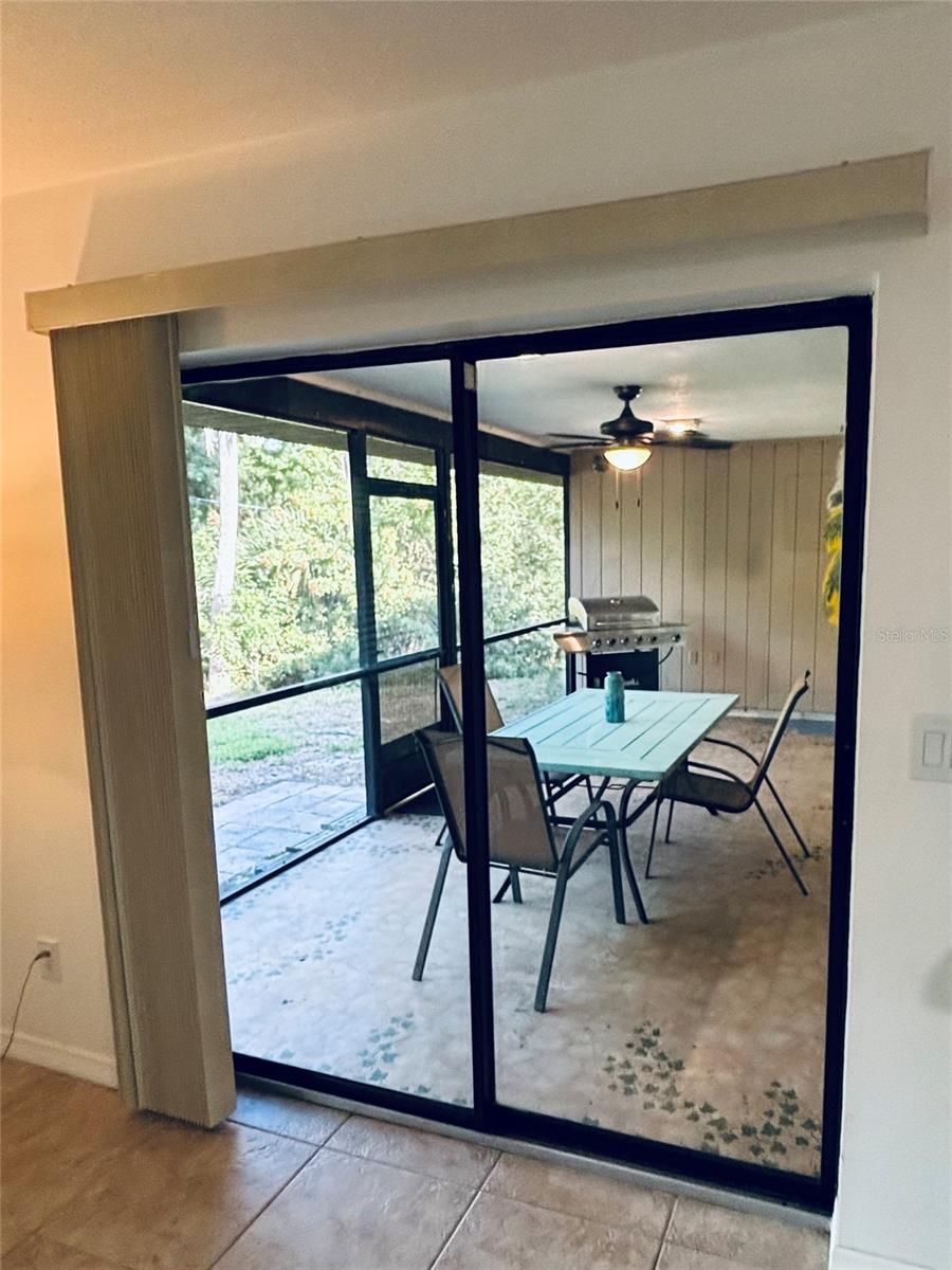 SOUTH VENICE - Residential