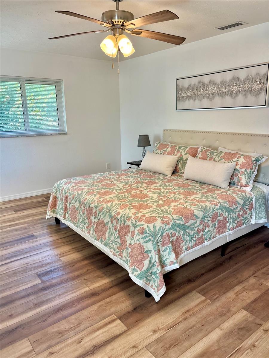 SOUTH VENICE - Residential