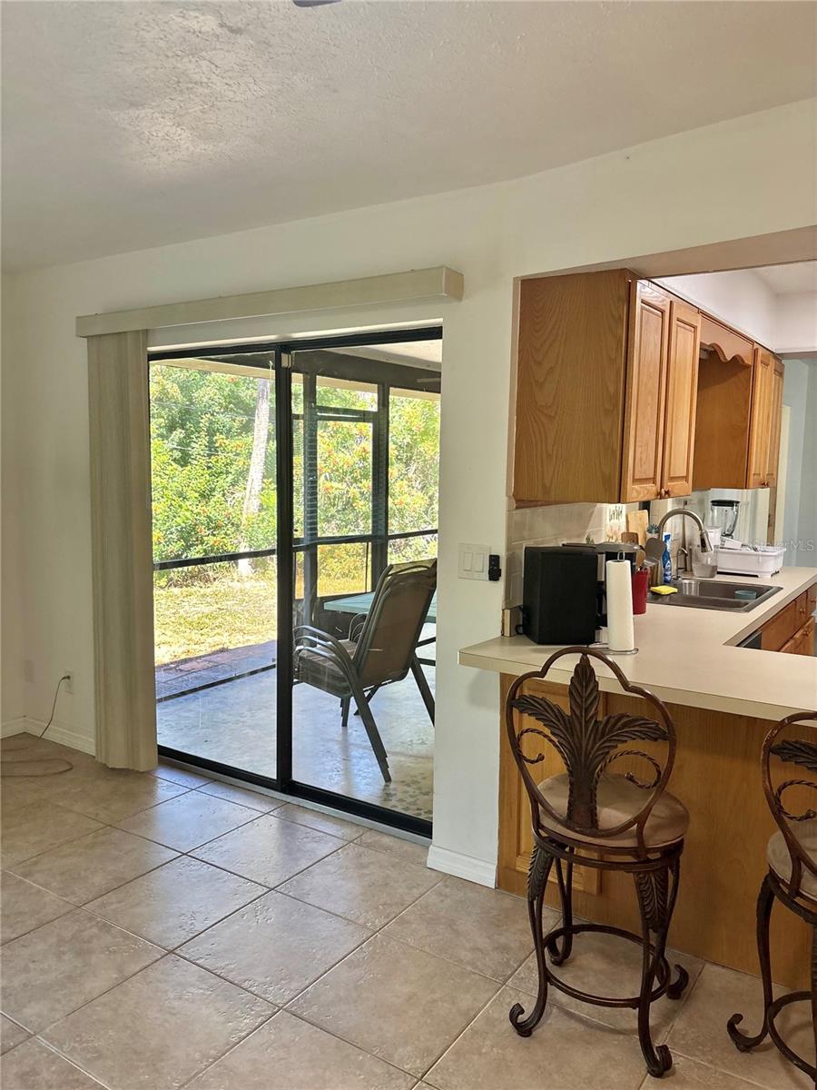 SOUTH VENICE - Residential