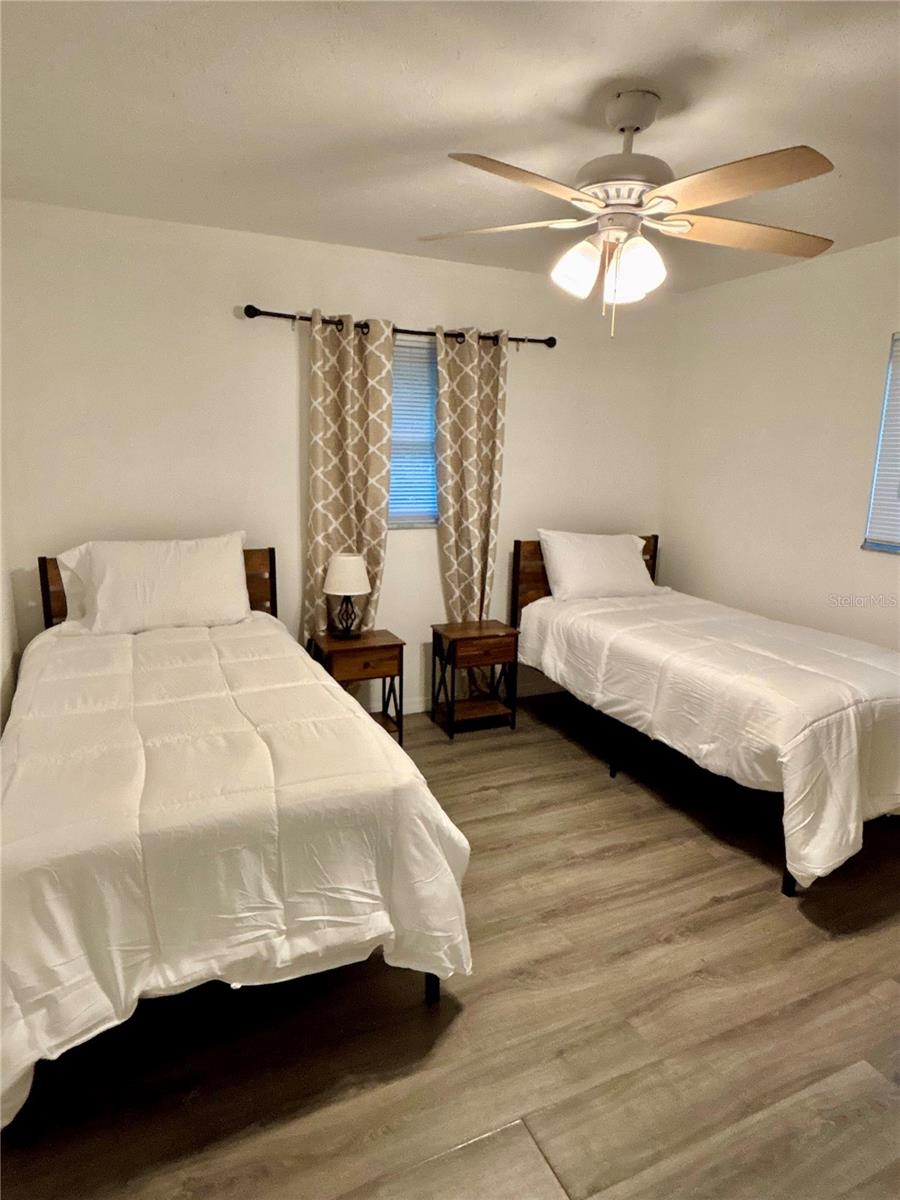 SOUTH VENICE - Residential