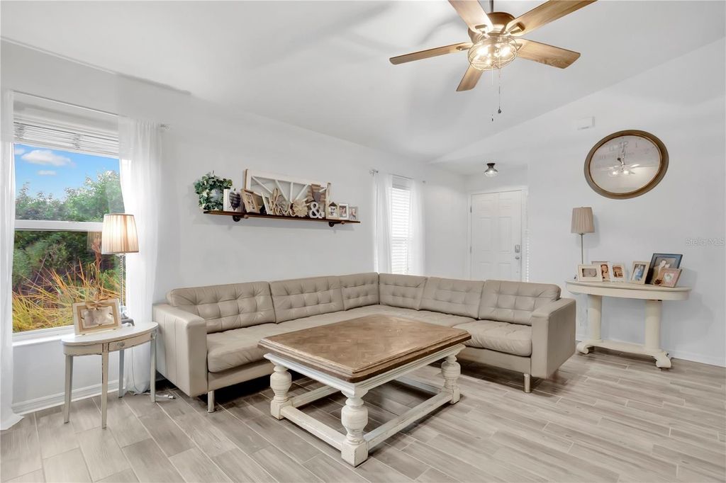 Photo of 5806 Oak Mill Terrace, Palmetto, FL 34221 (MLS # A4681783)