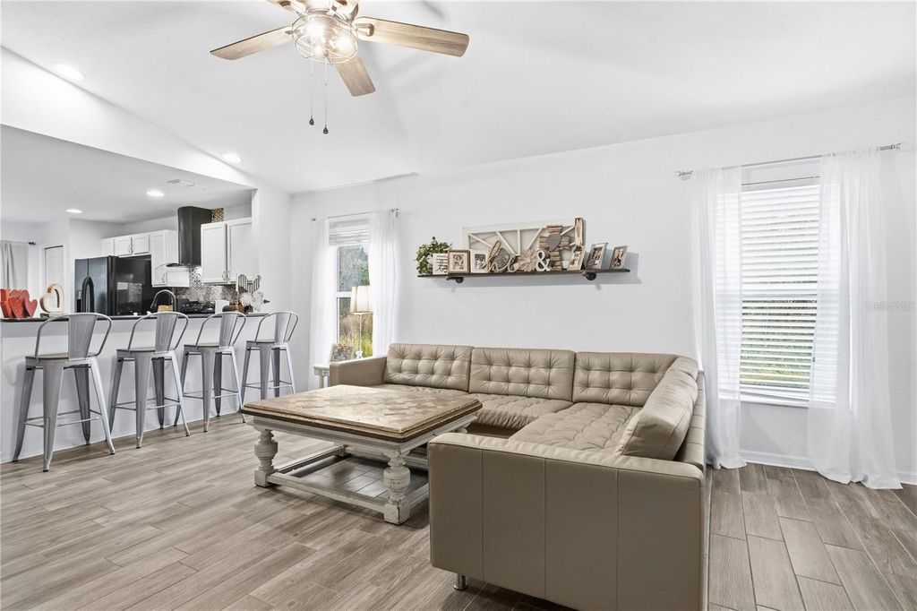 Photo of 5806 Oak Mill Terrace, Palmetto, FL 34221 (MLS # A4681783)