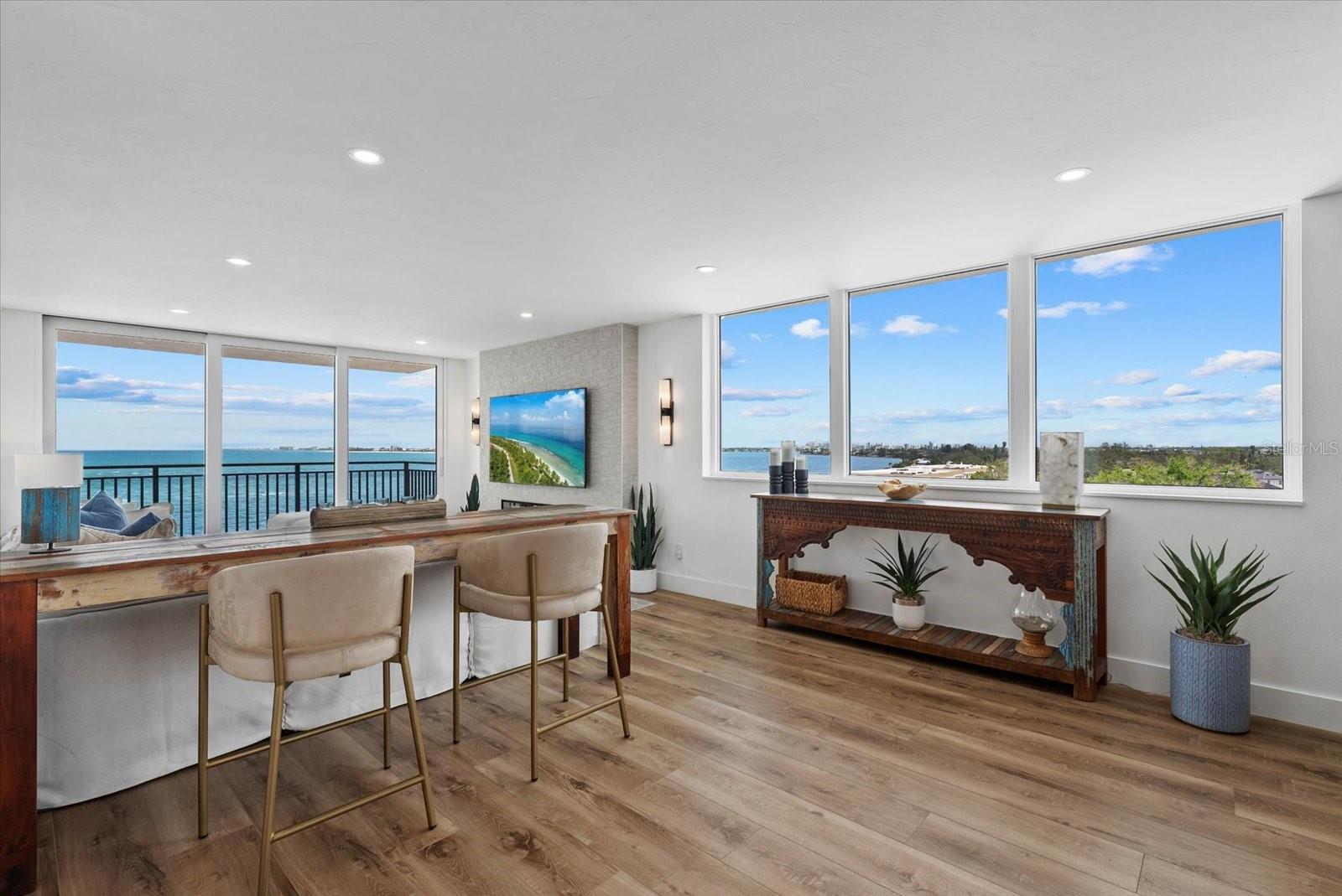 4822 OCEAN BOULEVARD 8C