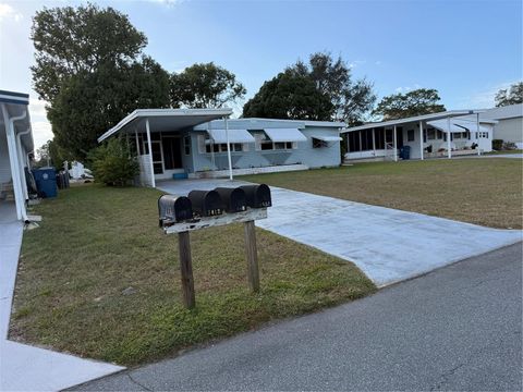 A home in BROOKSVILLE