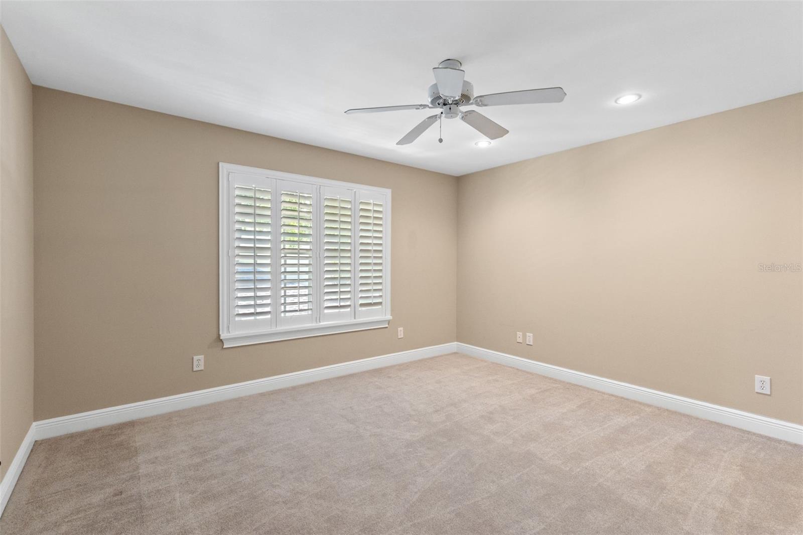 LAKE SYBELIA COVE PH 01 - Residential