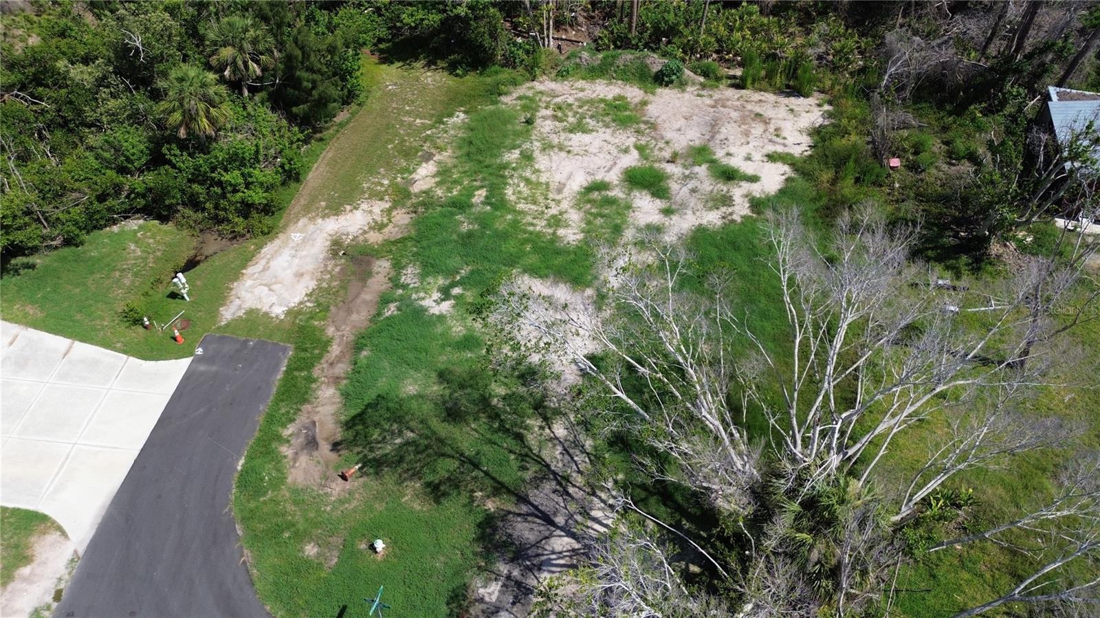 Buildable Lot – Prime Location in Englewood, FL
Fantastic opportunity to build your dream home on this vacant lot just under 2 miles from Englewood Beach! Located close to top-rated restaurants, shopping, and coastal activities, this property offers the perfect blend of convenience and lifestyle.
The owner has a current survey in hand, and the lot includes access rights to a boat slip—ideal for boating enthusiasts. Whether you're looking to build a seasonal getaway or a full-time residence, this lot is ready for your vision.
Don't miss this rare chance to own in one of Englewood’s most desirable areas!