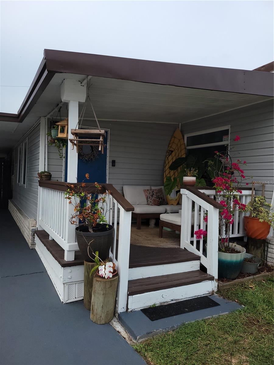 403 52ND AVENUE PLAZA W