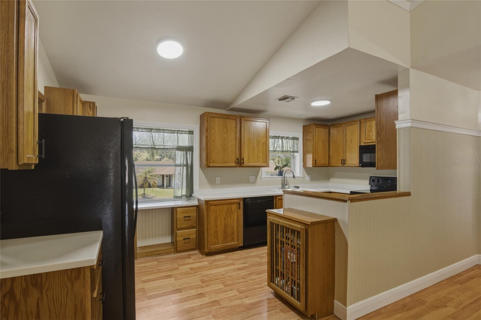LAKEVIEW VILLAGE - Residential